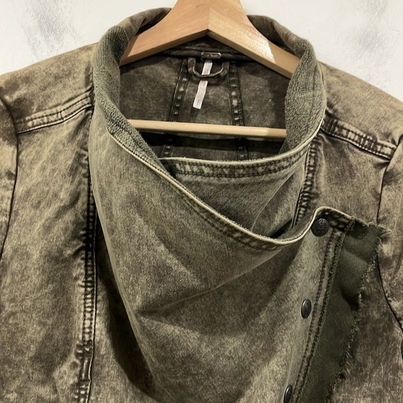 Free People Drape Collapsing Twill Moto Jacket In Olive Green size S - Picture 8 of 16